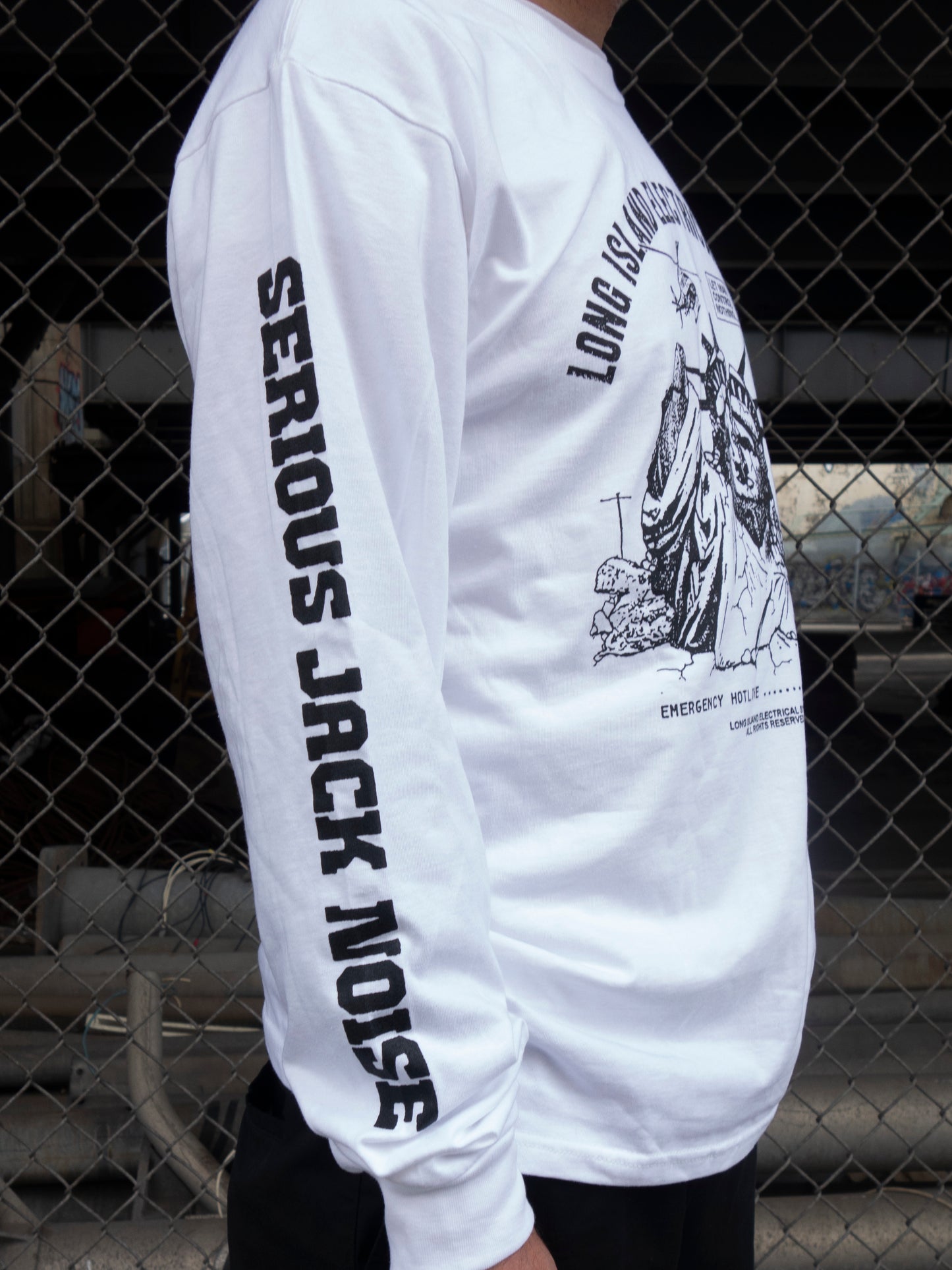 Statue L/S Tee - White